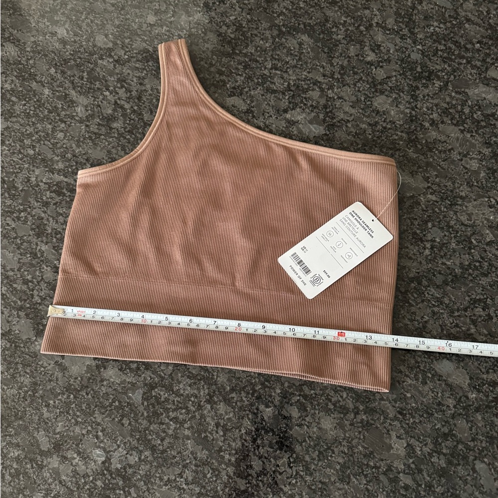 Chic One-Shoulder Ribbed Crop Top in Brown